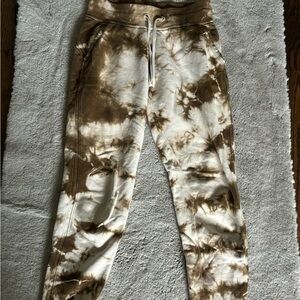 Lululemon sweatpants